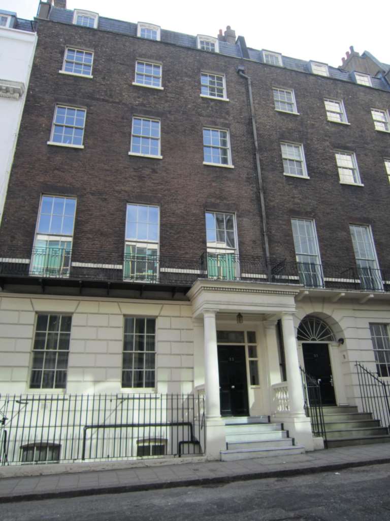 2 bedroom flat in Hertford Street, Mayfair