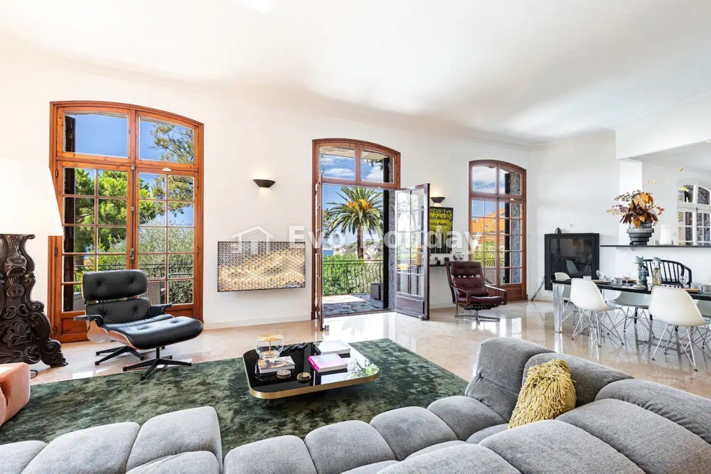 Superb apartment sea views in Nice