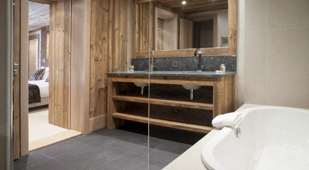 Luxury Chalet Mont Tremblant In Meribel