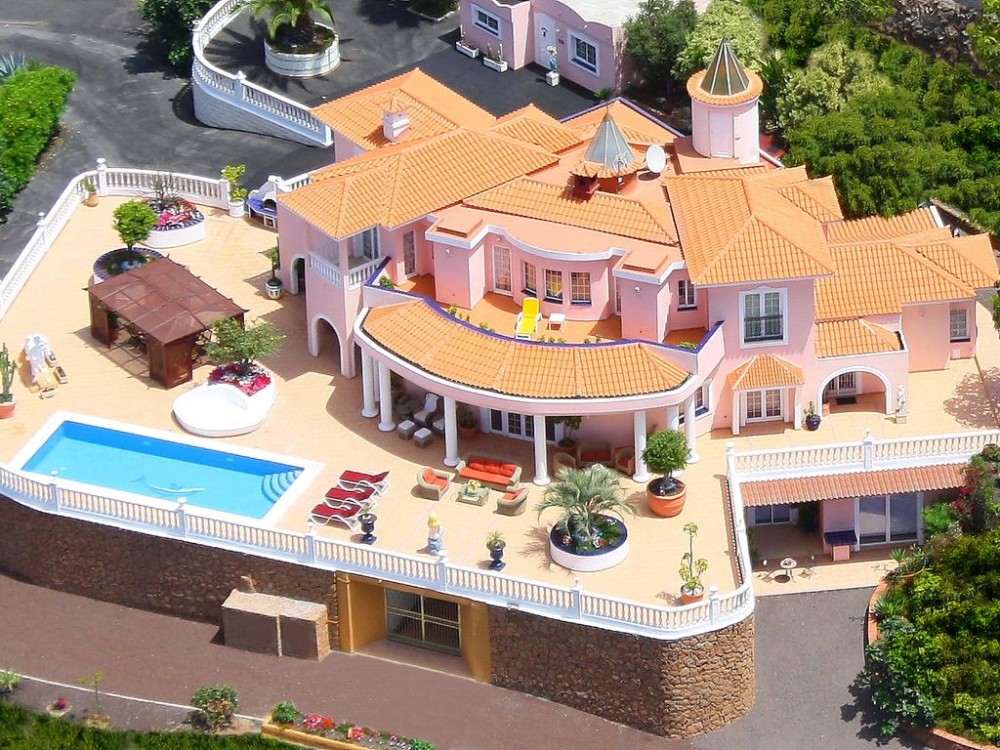 Villa Aten