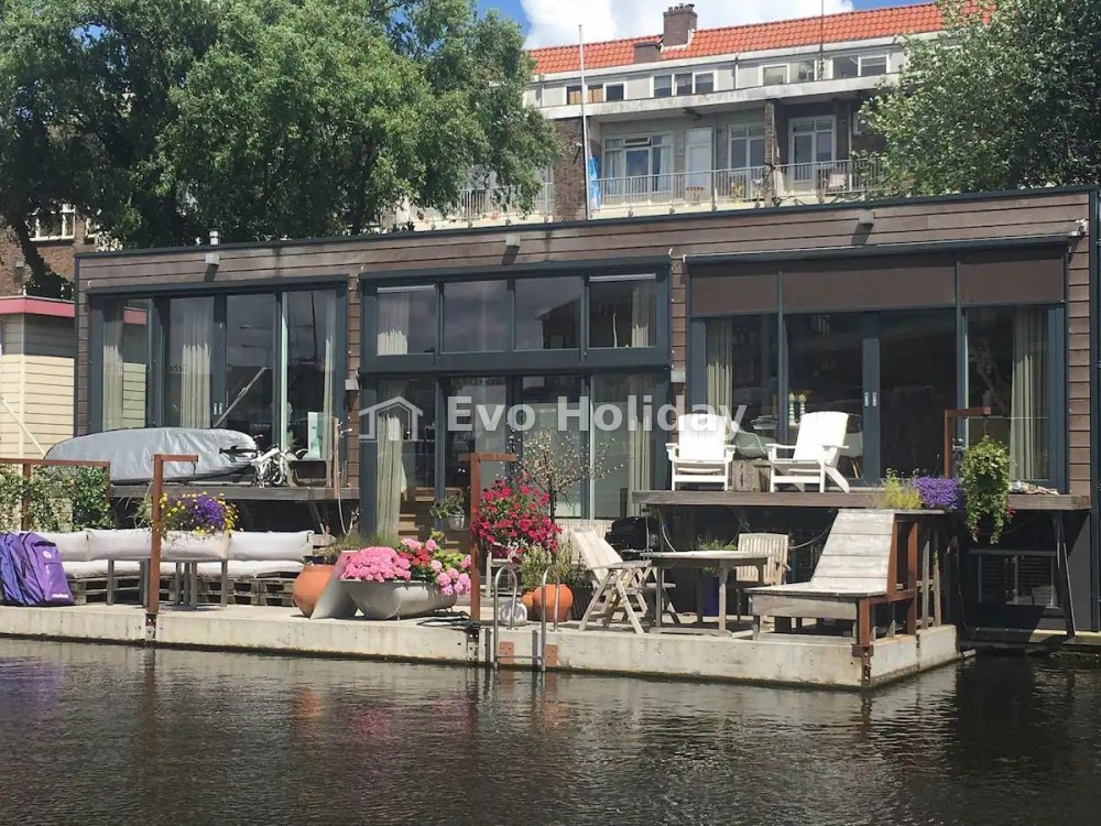 My Amsterdam Houseboat