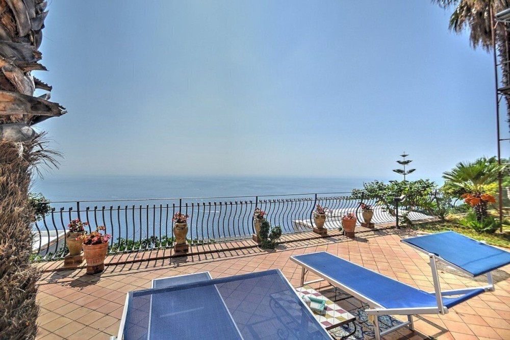 Apartment with swimming in Amalfi
