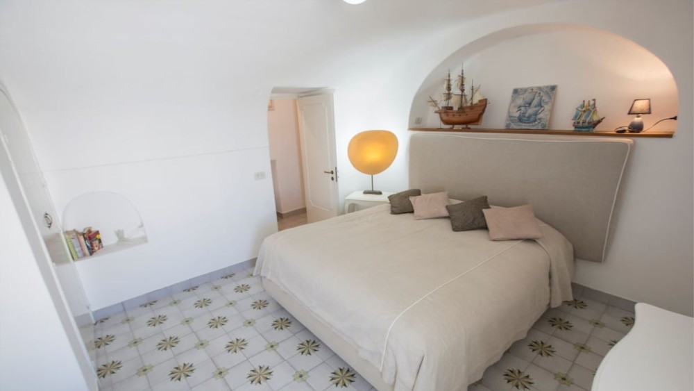 Villa Luisa Private Pool, 35 Meters from the beach, stunning views
