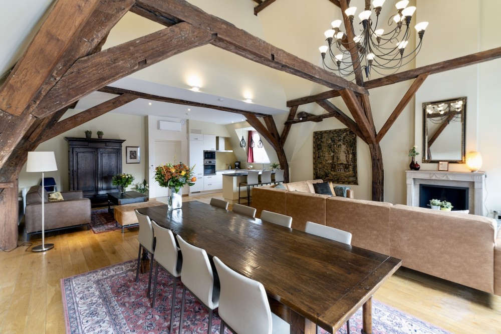 Apartment 4 bedrooms in Bruges