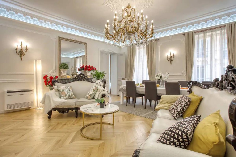 Luxurios apartemnt next to Galeries Lafayette