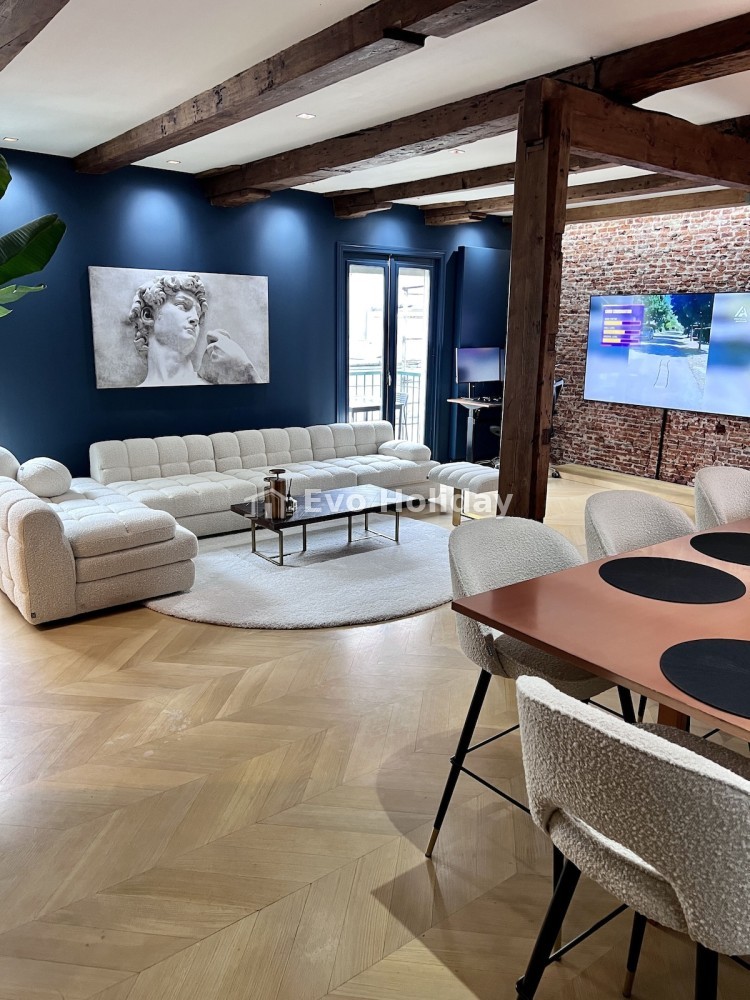 Fancy Apartment in the City