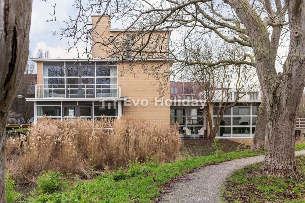 Villa in Oud-Beijerland