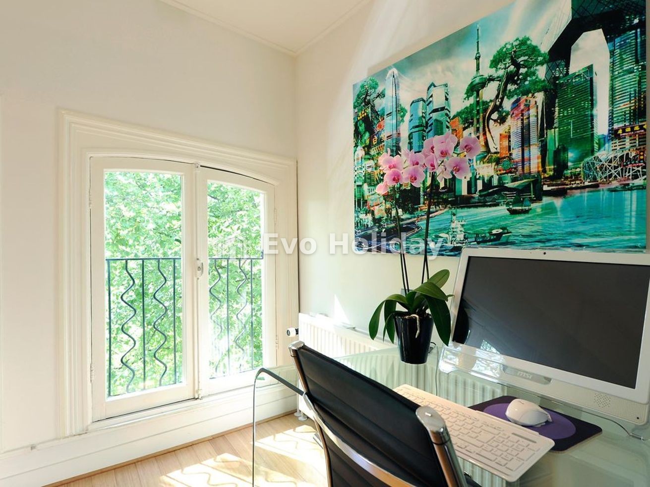 2 bedroom luxury design apartment in the center of Amsterdam