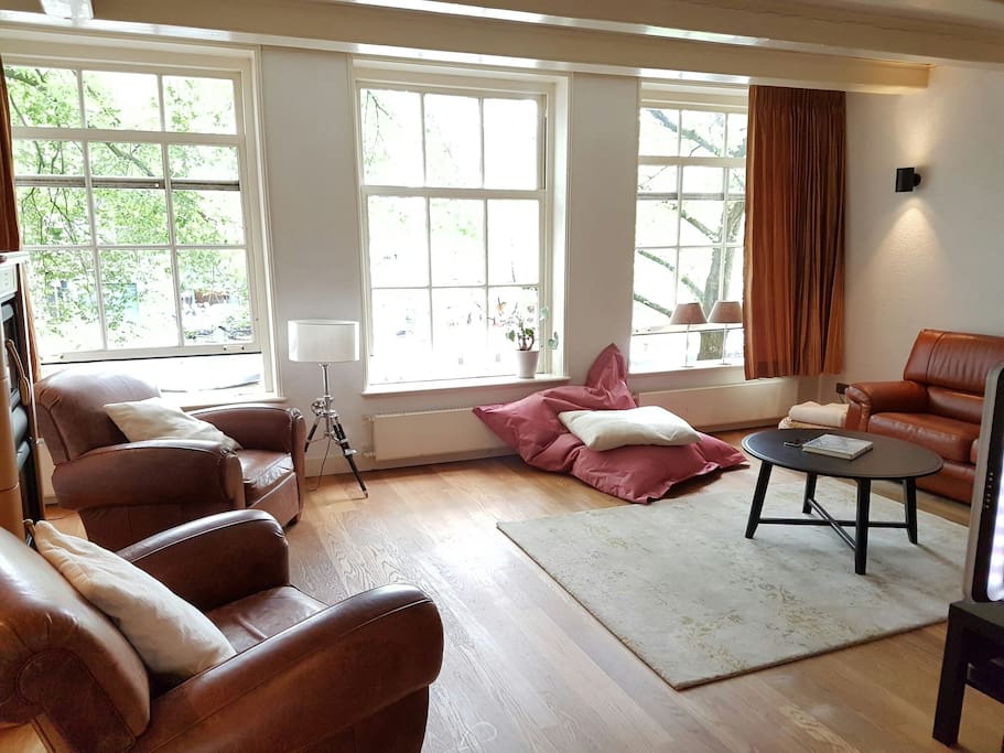 Amazing apartment on the canals