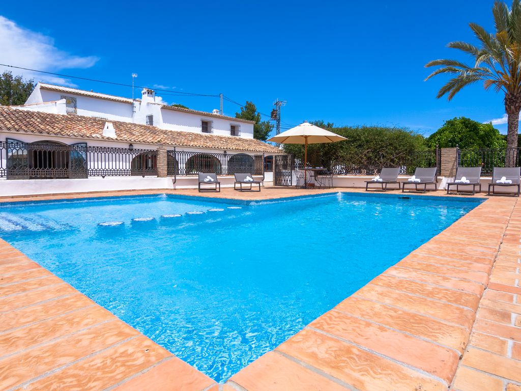Luxury Villa Carlos