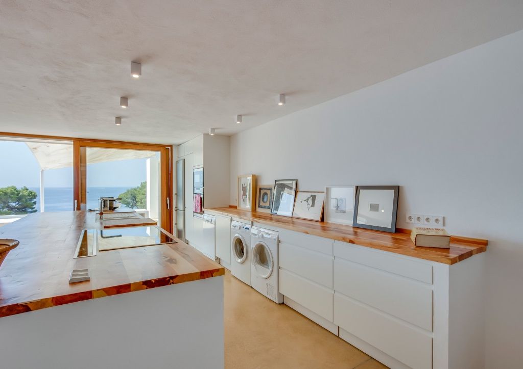 Seaview Apartment with great location
