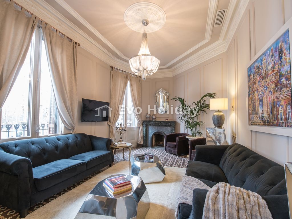 Luxury apartment Eixample
