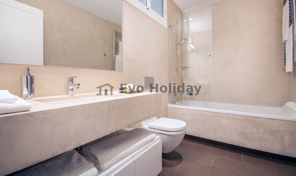 Luxury apartment of 220m2 in the heart of modernist Barcelona